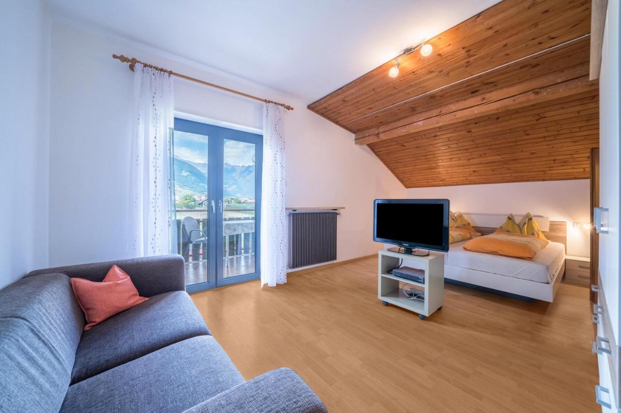 Apartment Tschigat Leilichhof Lana Dış mekan fotoğraf